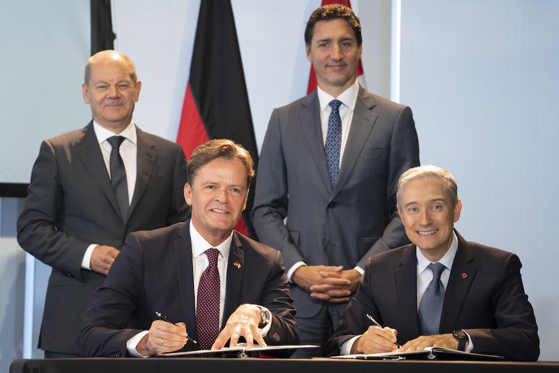 Germany and Canada join hands to produce power batteries