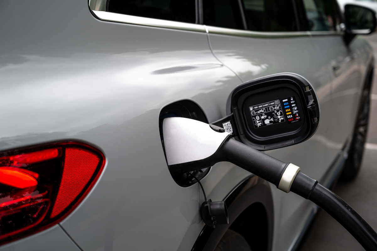 電動車與燃油車未來的市場版圖推移